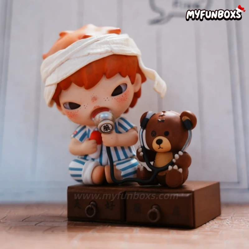 POP MART Hirono Well Pharmacy Series Figure Hanging Card