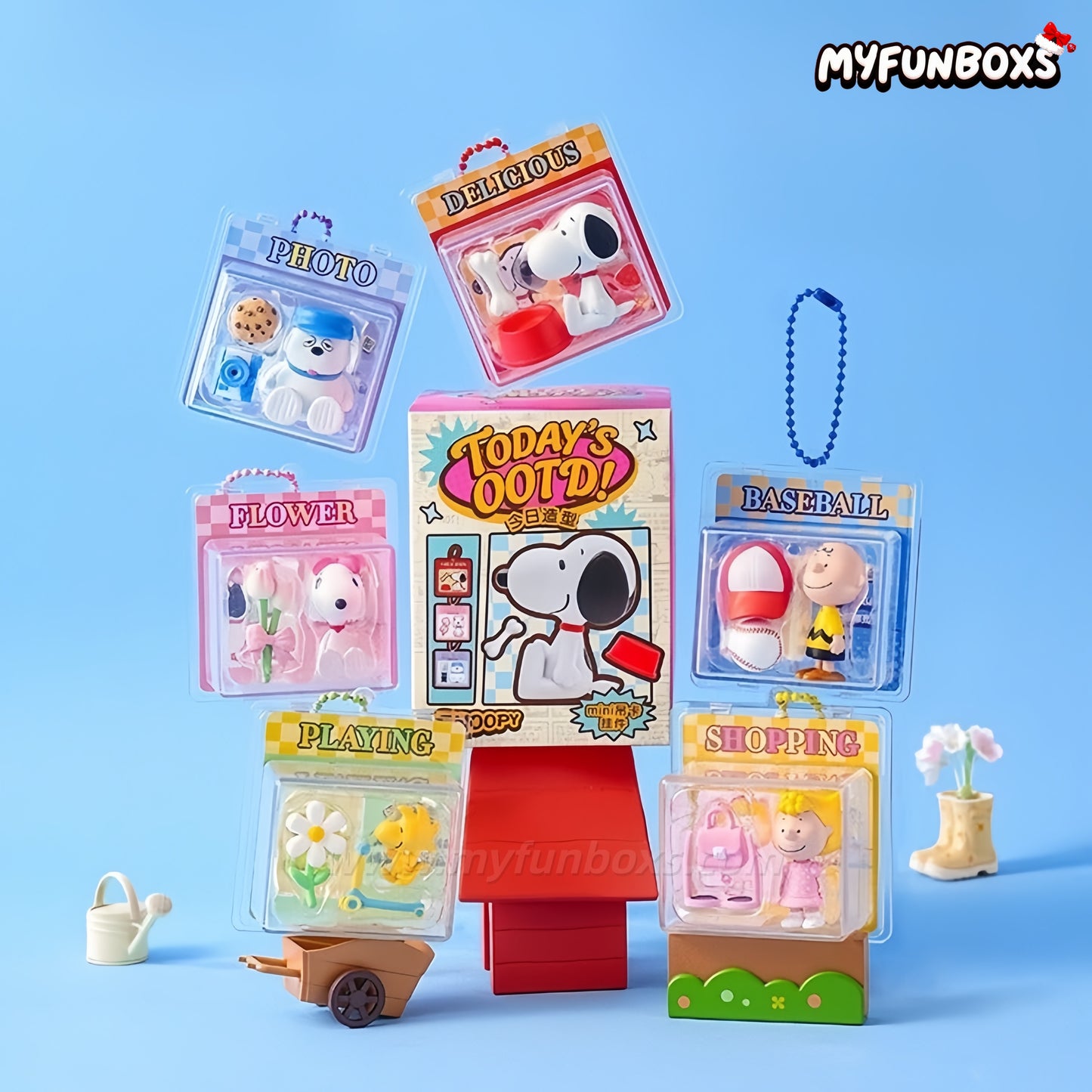 Snoopy PINK ME Series Mini Hanging Card Pendant Blind Box