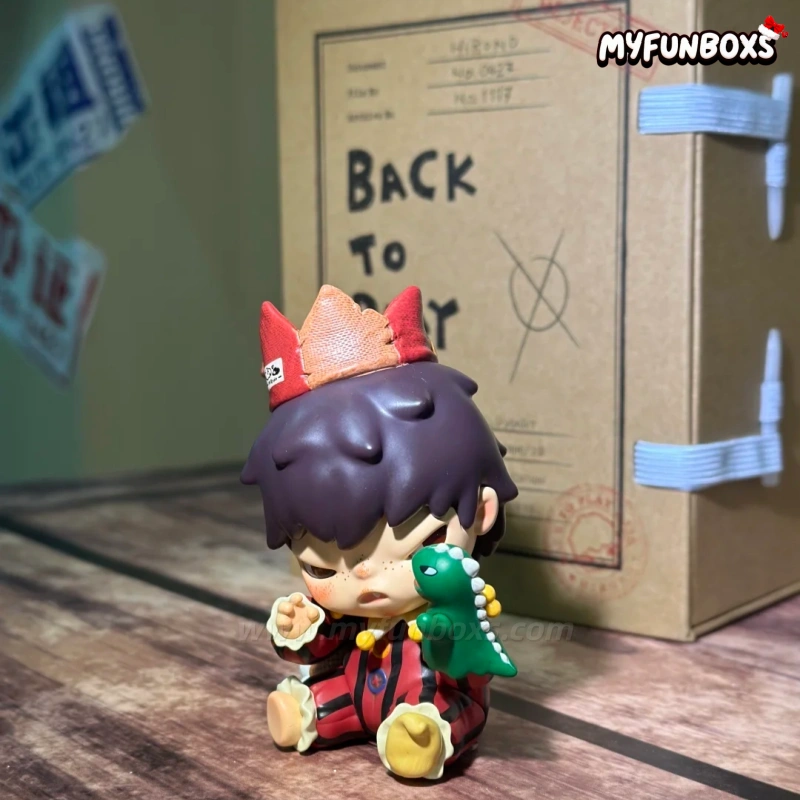 Hirono Back to Play Figure – Singapore PTS Exclusive