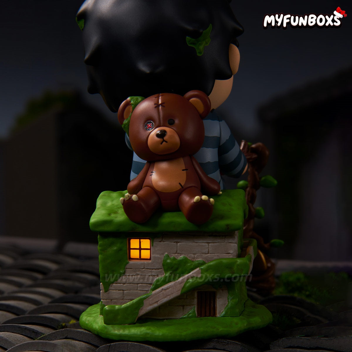 Hirono Behind Time Figure (PRE-ORDER）