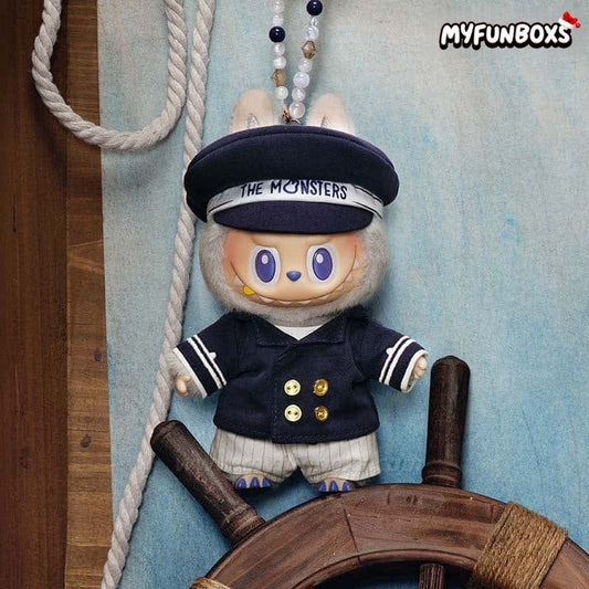 POP MART The Monsters De Vliegende LABUBU Series Captain Vinyl Plush Hanging Card, POP LAND Exclusive (PRE-ORDER)