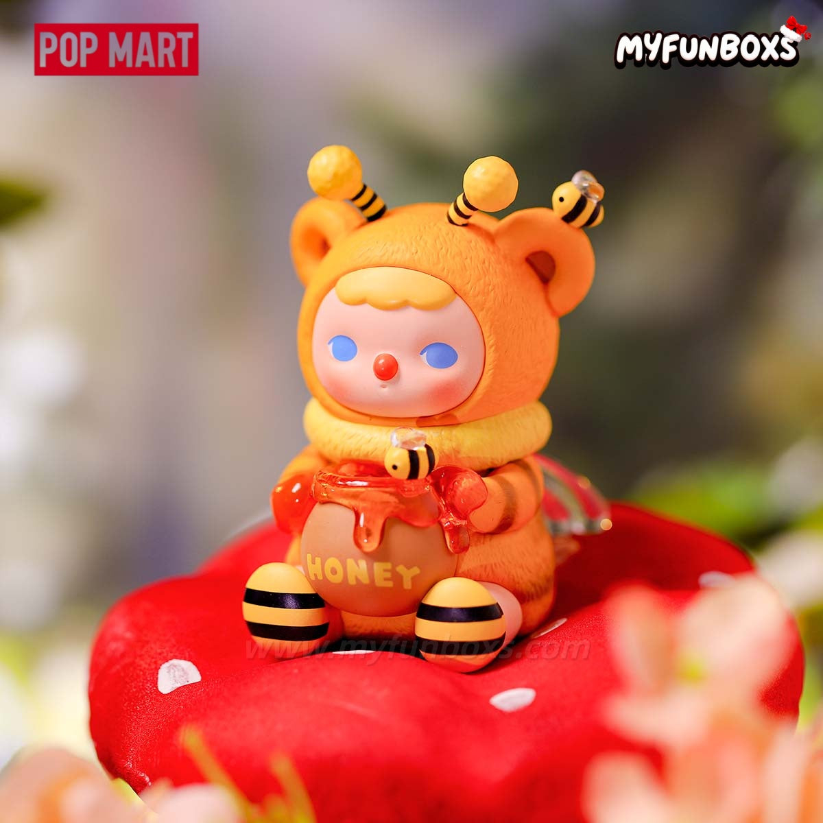 Pucky Honey Bear Baby Figure Hanging Card