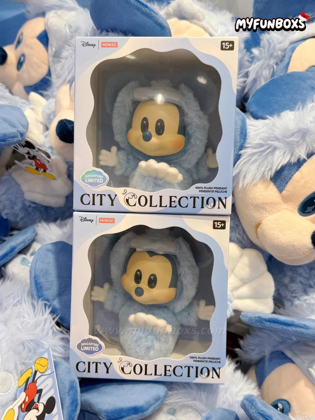 MINISO x Disney Mickey Merlion Plush Keychain(Singapore Exclusive)