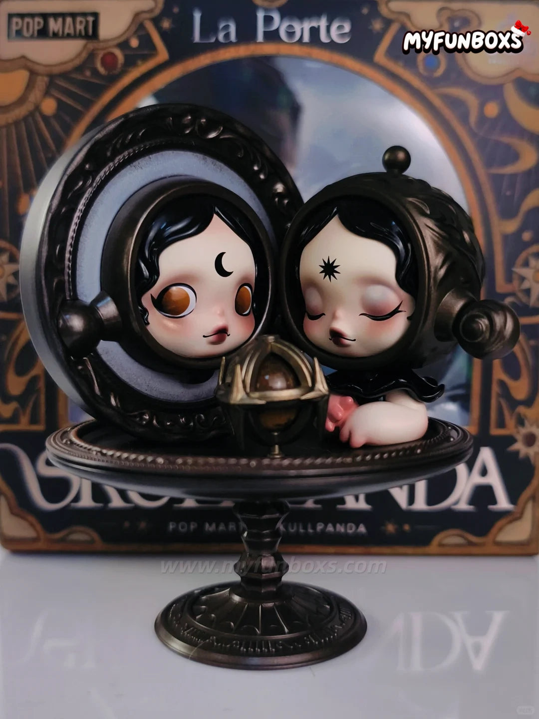 POP MART SKULLPANDA Mirror Persona Figure Hanging Card