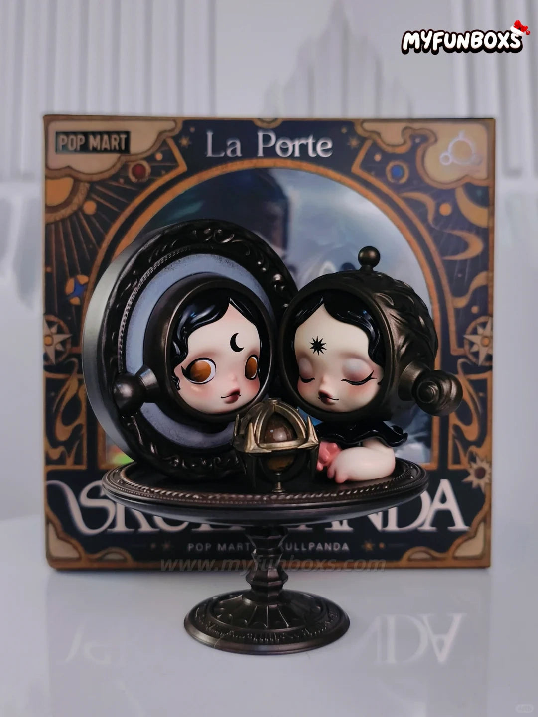 POP MART SKULLPANDA Mirror Persona Figure Hanging Card