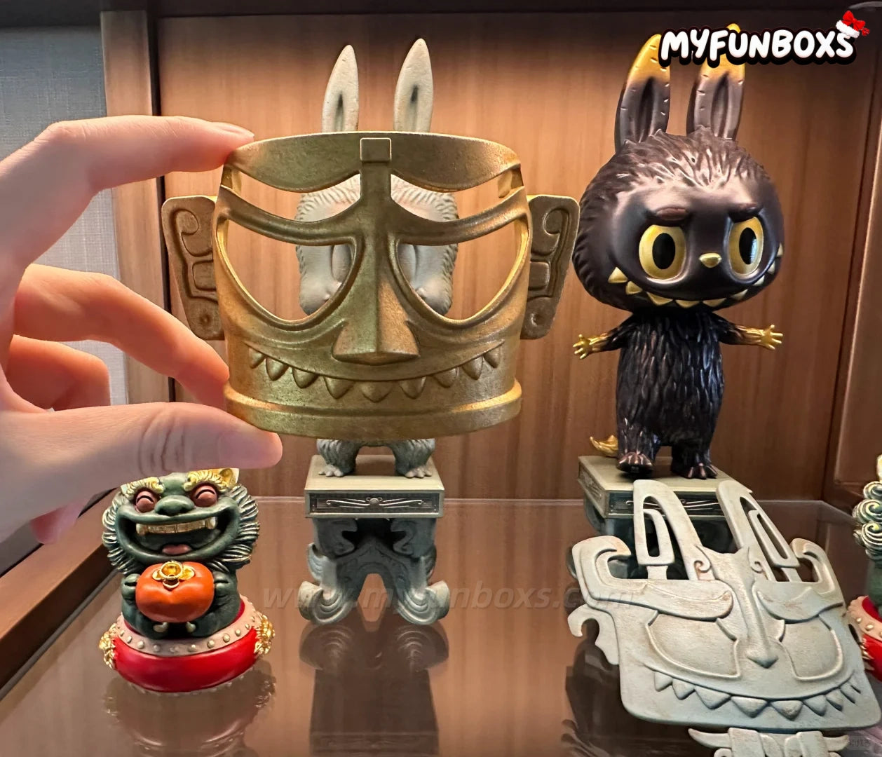 POP MART THE MONSTERS LABUBU Sanxingdui Museum Collaboration Figure