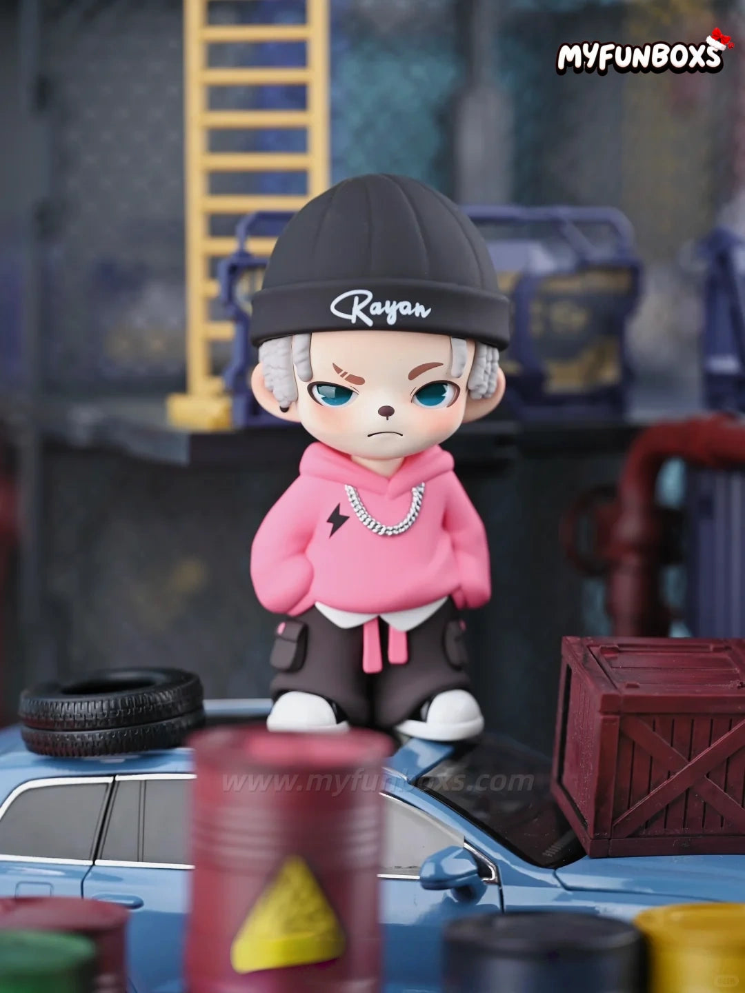 TNT SPACE Boy Rayan & Dora x Street Dance of China Collaboration Figure Hanging Card