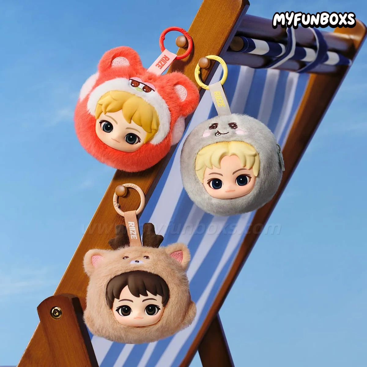 POP MART RlIZE Fluffy Club Series Mini Pouch Keychain Blind Box