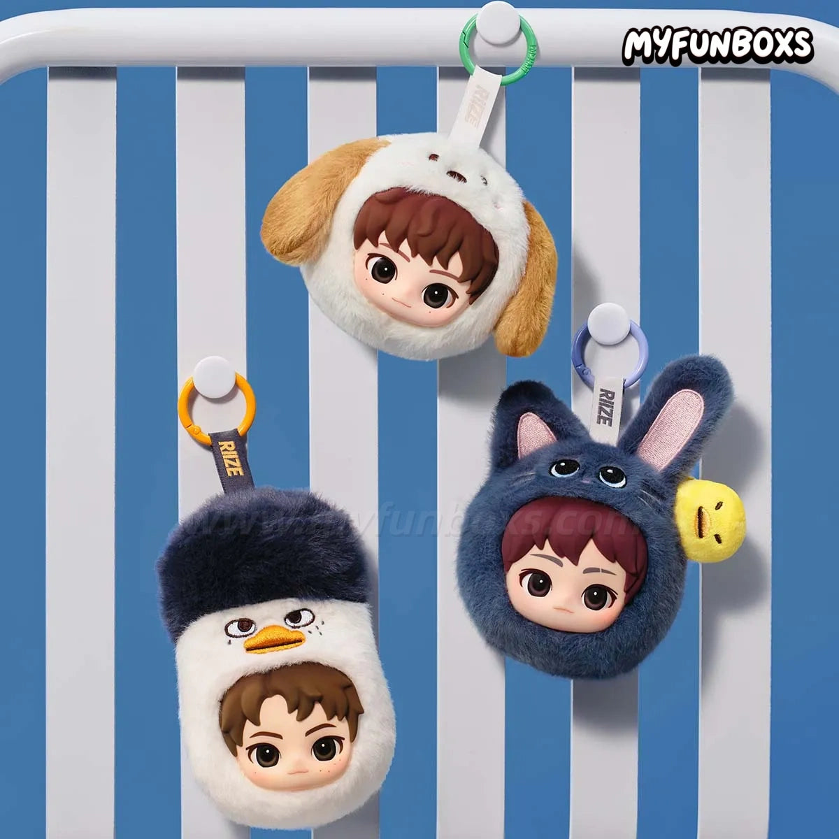 POP MART RlIZE Fluffy Club Series Mini Pouch Keychain Blind Box