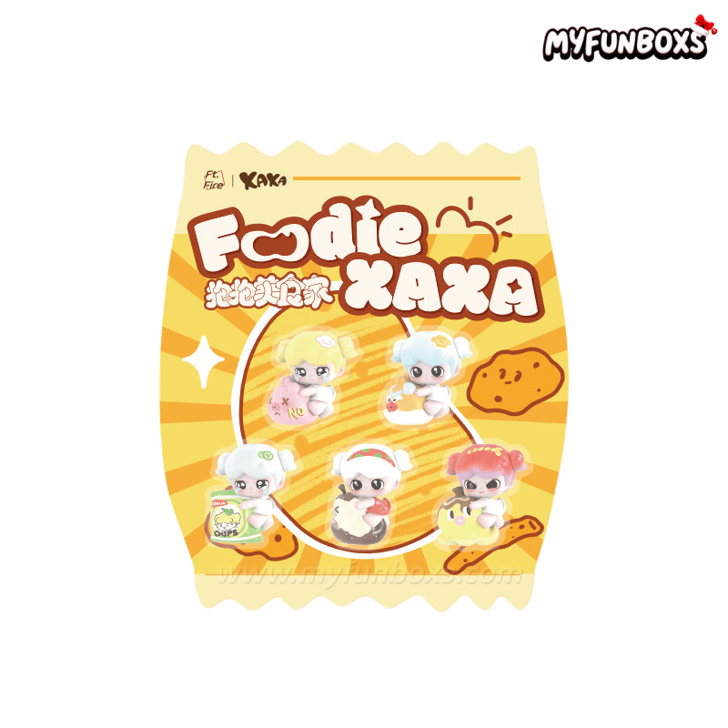 XAXA Hug a Foodie Hanging Card
