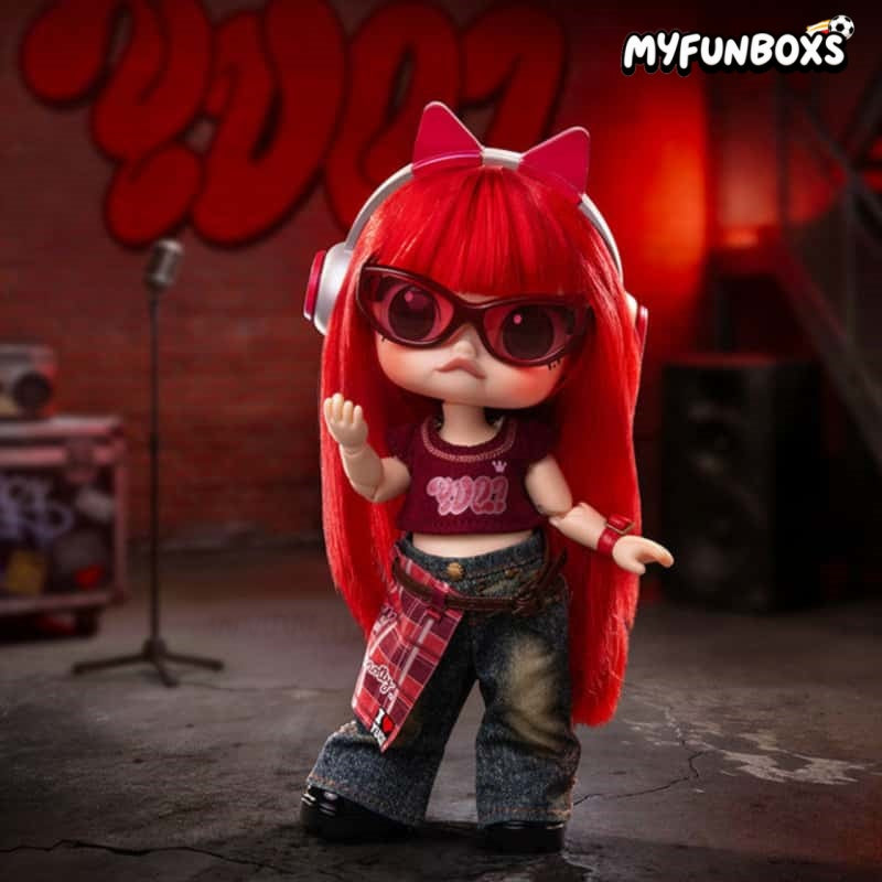 POP MART MOLLY × YUQI 1/8 action figure – Myfunboxs Offical