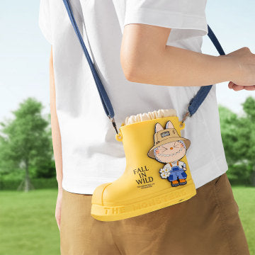 THE MONSTERS FALL IN WILDSERIES-Rain Boot Bag