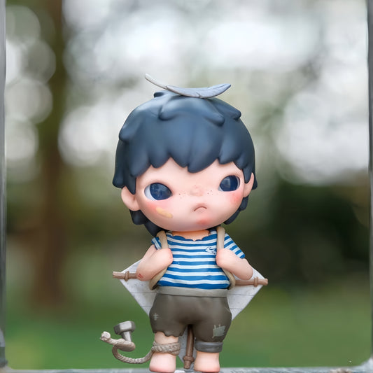 Hirono Kite Beijing Swift Figurine, Limited Edition