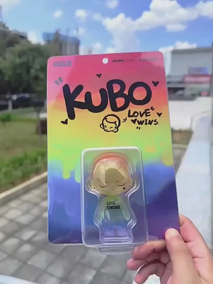 POP MART KUBO LOVE WINS FIGURE Hanging Card