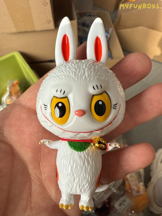 Pop Mart ZIMOMO Series 3rd Generation White Maneki Neko (Opened)