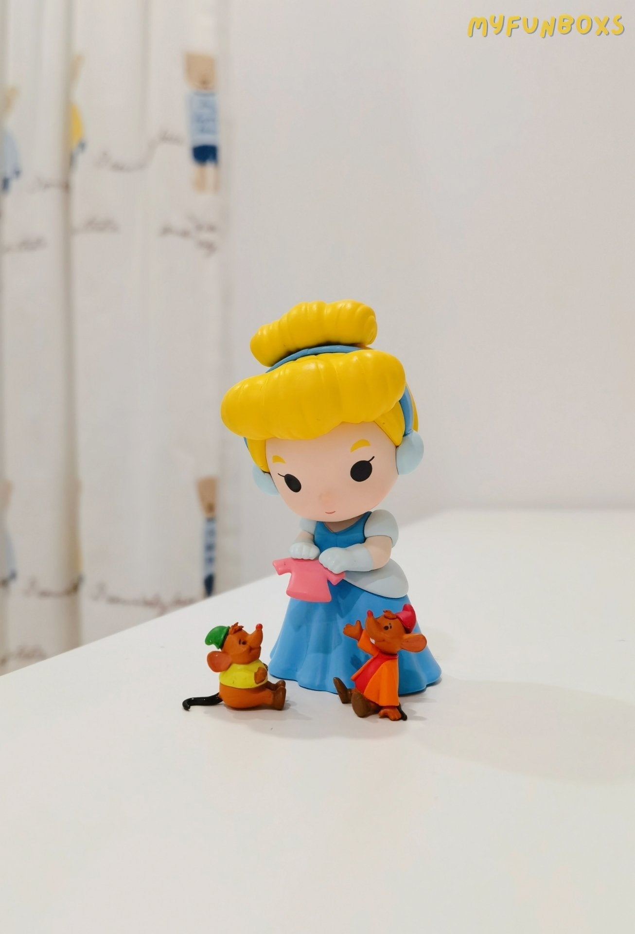 Pop Mart, Disney, Princess and Her Friends Series Cinderella, with box and card, unboxed